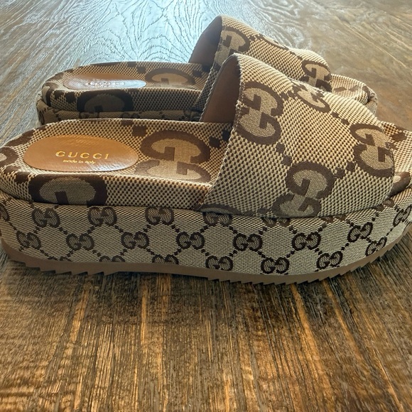 Gucci Brown/Tan GG Monogram Platform Slide Sandals size 38 - Picture 5 of 6